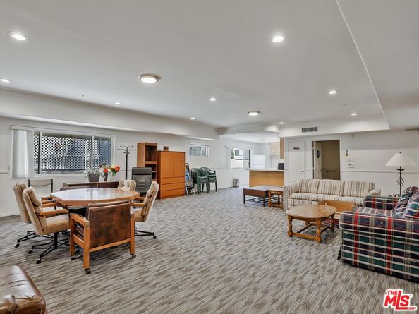 937 12th Street 308, Santa Monica CA 90403