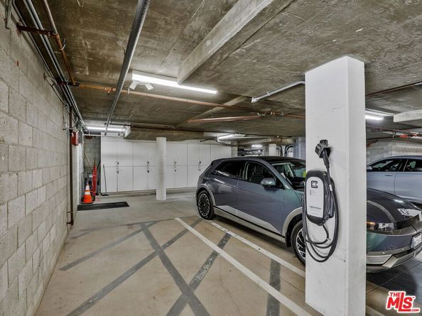937 12th Street 308, Santa Monica CA 90403