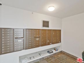 937 12th Street 308, Santa Monica CA 90403