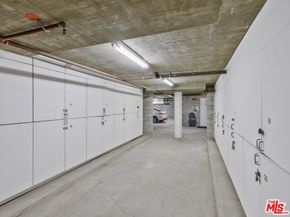 937 12th Street 308, Santa Monica CA 90403