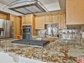 937 12th Street 308, Santa Monica CA 90403