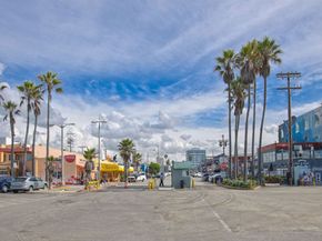 845 Brooks Avenue 1, Venice CA 90291