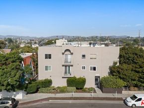 845 Brooks Avenue 1, Venice CA 90291