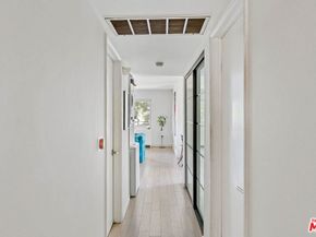 845 Brooks Avenue 1, Venice CA 90291