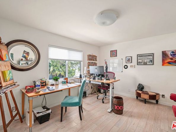845 Brooks Avenue 1, Venice CA 90291