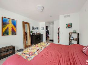 845 Brooks Avenue 1, Venice CA 90291