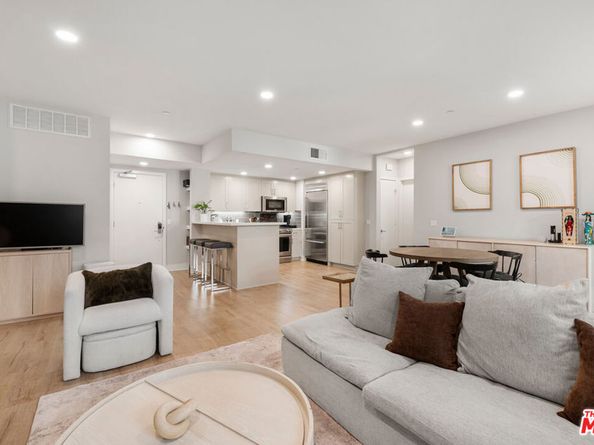 6030 Seabluff Drive 316, Los Angeles CA 90094
