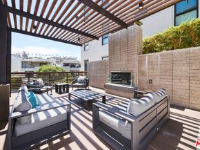 6030 Seabluff Drive 316, Los Angeles CA 90094