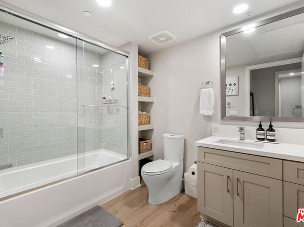 6030 Seabluff Drive 316, Los Angeles CA 90094