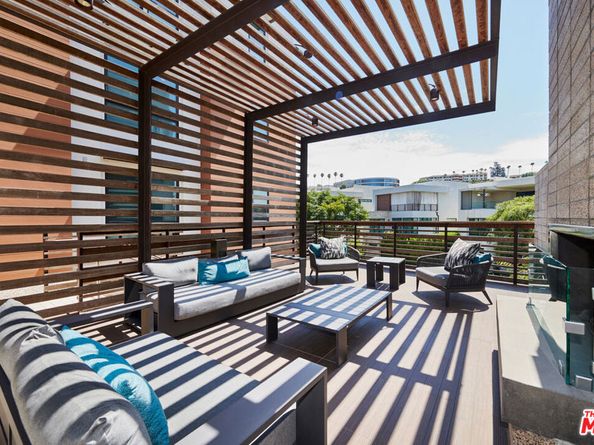 6030 Seabluff Drive 316, Los Angeles CA 90094