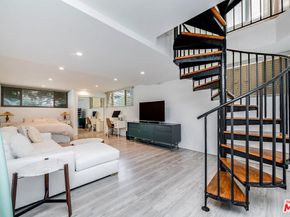 16 Quarterdeck Street 102, Marina Del Rey CA 90292