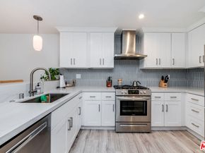 16 Quarterdeck Street 102, Marina Del Rey CA 90292