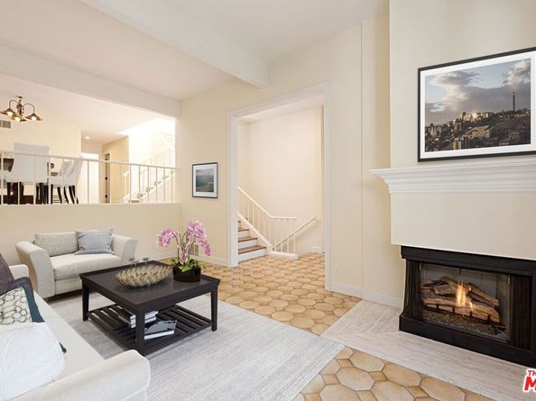 1476 Palisades Drive, Pacific Palisades CA 90272