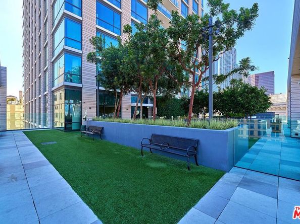 400 S Broadway 828, Los Angeles CA 90013
