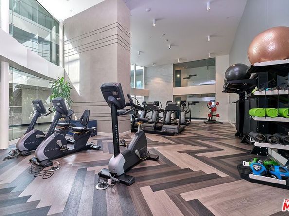 400 S Broadway 828, Los Angeles CA 90013