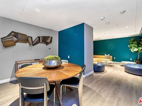 400 S Broadway 828, Los Angeles CA 90013