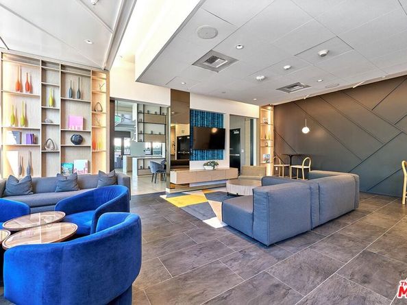 400 S Broadway 828, Los Angeles CA 90013