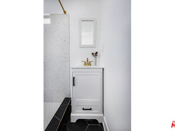 1401 Allison Avenue, Los Angeles CA 90026