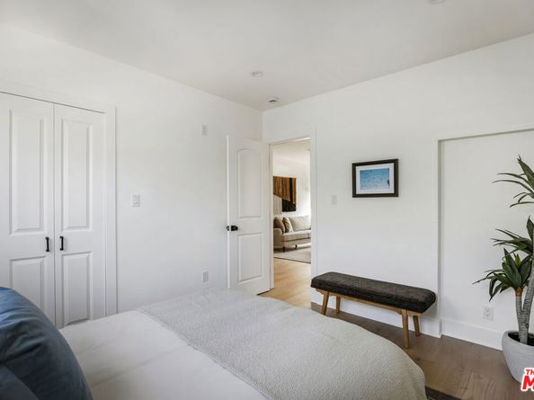 1401 Allison Avenue, Los Angeles CA 90026