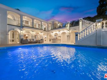 8 Saint Tropez