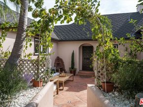 4189 Holly Knoll Drive, Los Angeles CA 90027