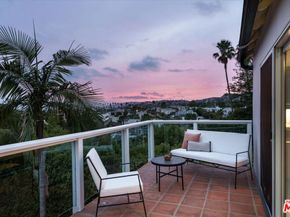 4189 Holly Knoll Drive, Los Angeles CA 90027