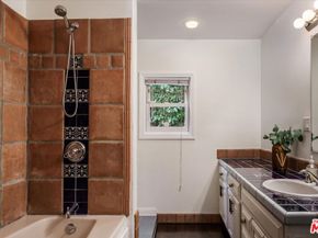 4189 Holly Knoll Drive, Los Angeles CA 90027