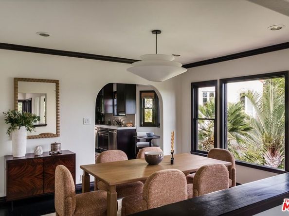 4189 Holly Knoll Drive, Los Angeles CA 90027