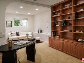 4189 Holly Knoll Drive, Los Angeles CA 90027