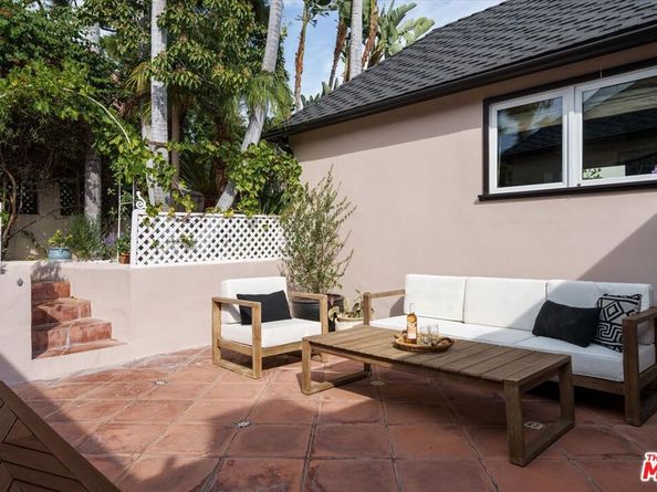 4189 Holly Knoll Drive, Los Angeles CA 90027