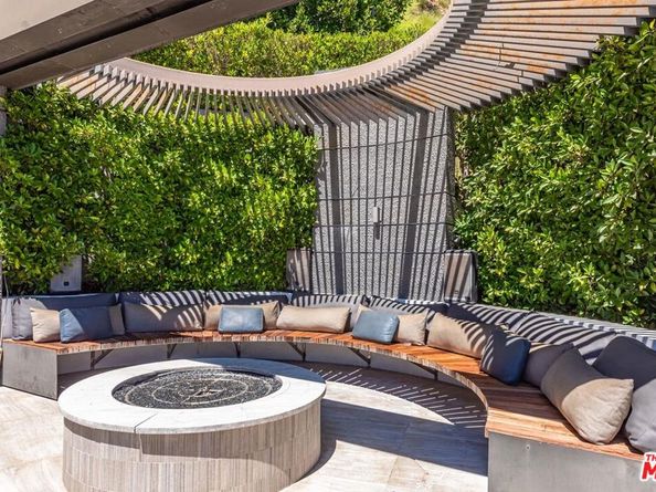 1740 Bel Air Road, Los Angeles CA 90077