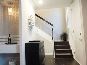 5644 Etiwanda Avenue 7, Tarzana CA 91356