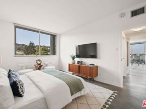 4411 Los Feliz Boulevard 508, Los Angeles CA 90027