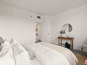 4411 Los Feliz Boulevard 508, Los Angeles CA 90027