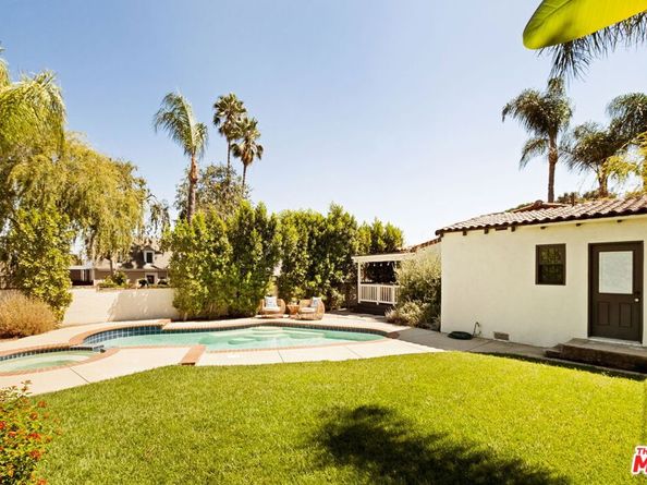 1275 N Craig Avenue, Pasadena CA 91104