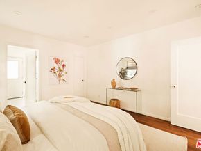 1275 N Craig Avenue, Pasadena CA 91104