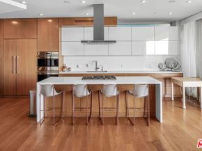 17405 Castellammare Drive, Pacific Palisades CA 90272