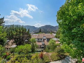 1700 Palisades Drive, Pacific Palisades CA 90272