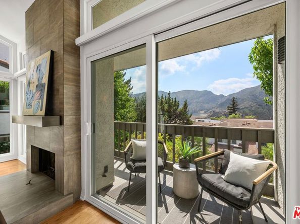 1700 Palisades Drive, Pacific Palisades CA 90272