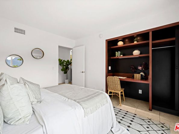 1700 Palisades Drive, Pacific Palisades CA 90272