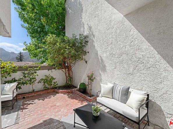 1700 Palisades Drive, Pacific Palisades CA 90272