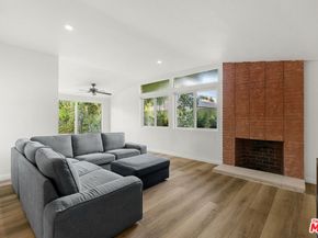 20307 Mobile Street, Winnetka CA 91306