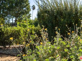 20307 Mobile Street, Winnetka CA 91306
