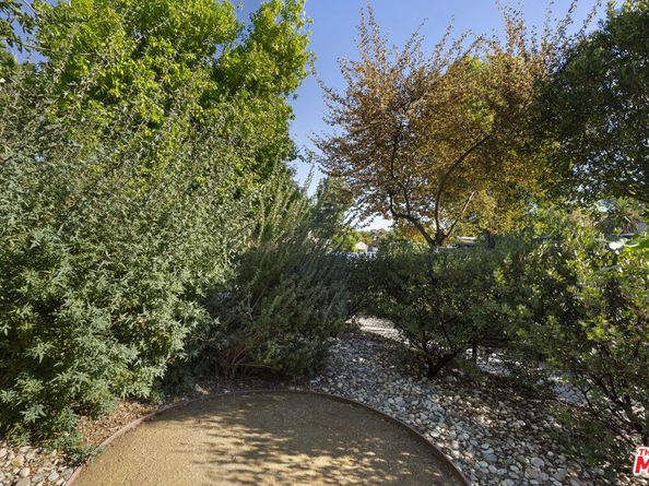 20307 Mobile Street, Winnetka CA 91306