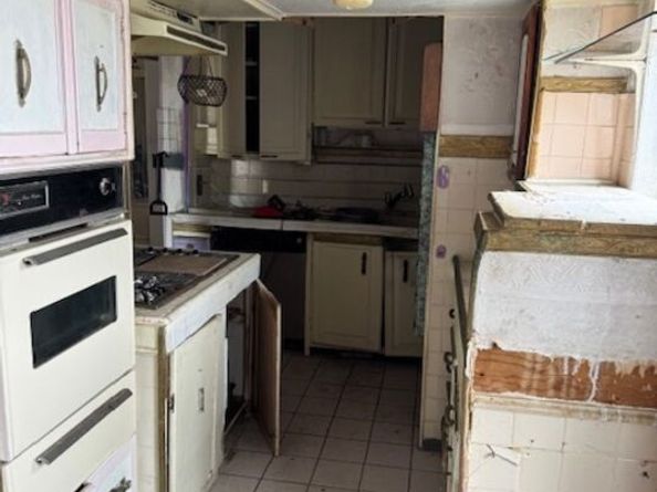 4030 W 159th Street, Lawndale CA 90260