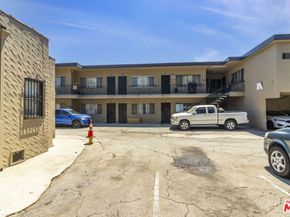 820 -824 W 95th Street, Los Angeles CA 90044