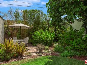 1072 Hi Point Street, Los Angeles CA 90035