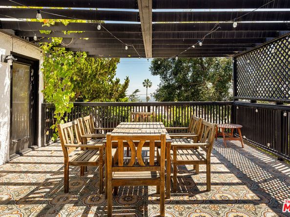 956 Parkman Street, Altadena CA 91001