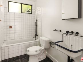 956 Parkman Street, Altadena CA 91001