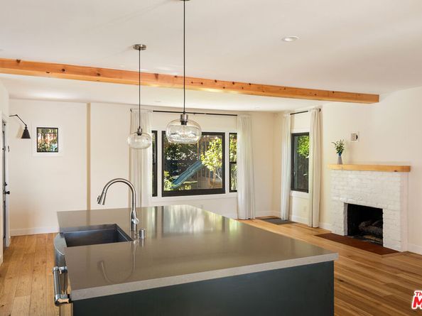 956 Parkman Street, Altadena CA 91001